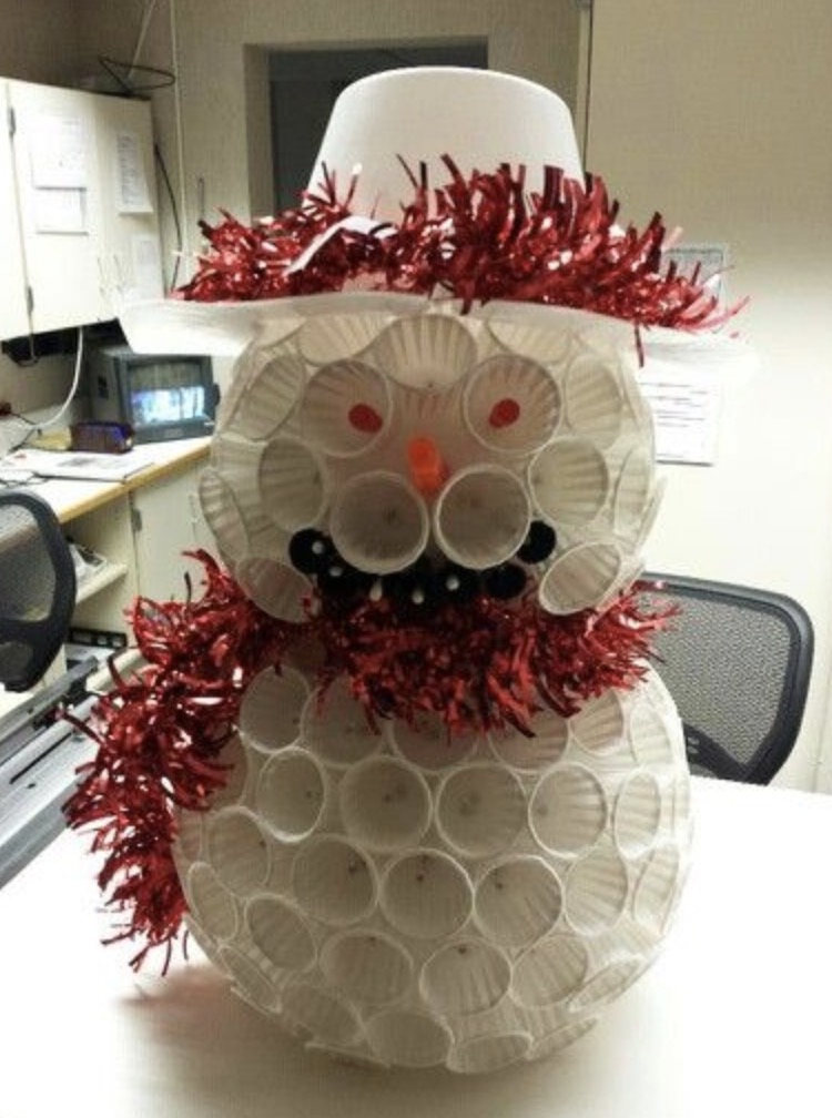 15 Improvised Christmas Decorations Made By Hospital Staff